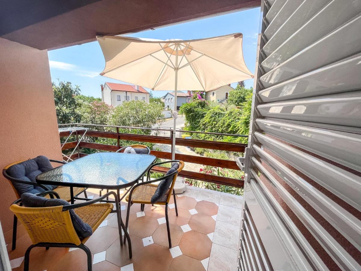 Apartment Lidija Banjole Exterior photo